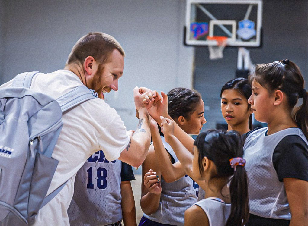 Rain Basketball Youth Girls Coaching