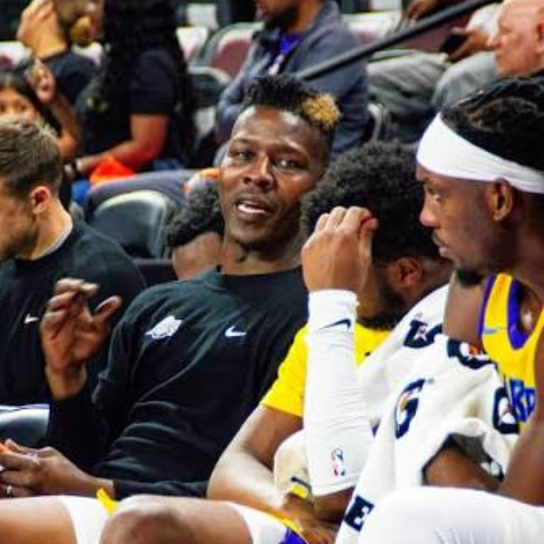 The Lakers’ Coach Is Coming to OC Rain Kids Basketball Camp This Summer